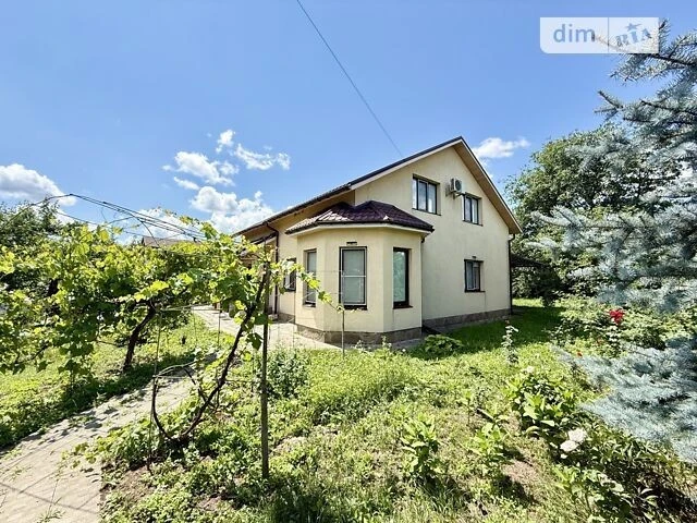 Продаж 2 поверхового будинку з гаражем і ділянкою на 16 сото