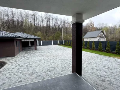 Будинок. Київ, Обухівська вул., 135В/