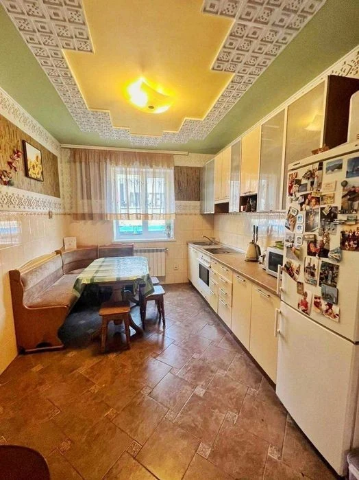 * Будинок 100м² + 6 соток по вул. Лазурна (Віта-Литовська, у