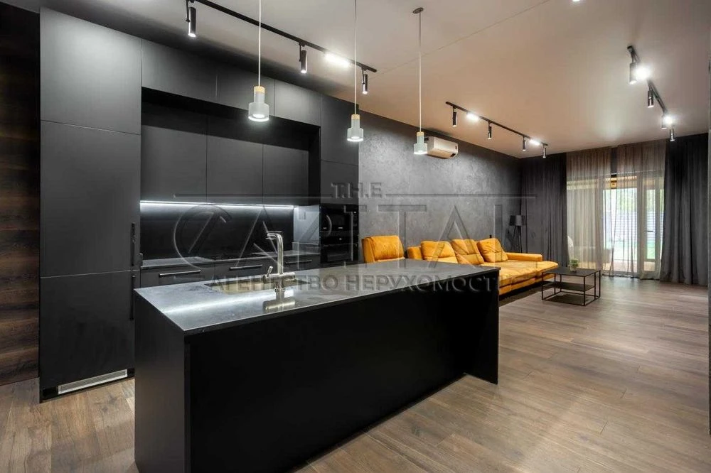 Продаж будинку 137 м² / 4 сотки / Славутич, Осокорки / Дарни