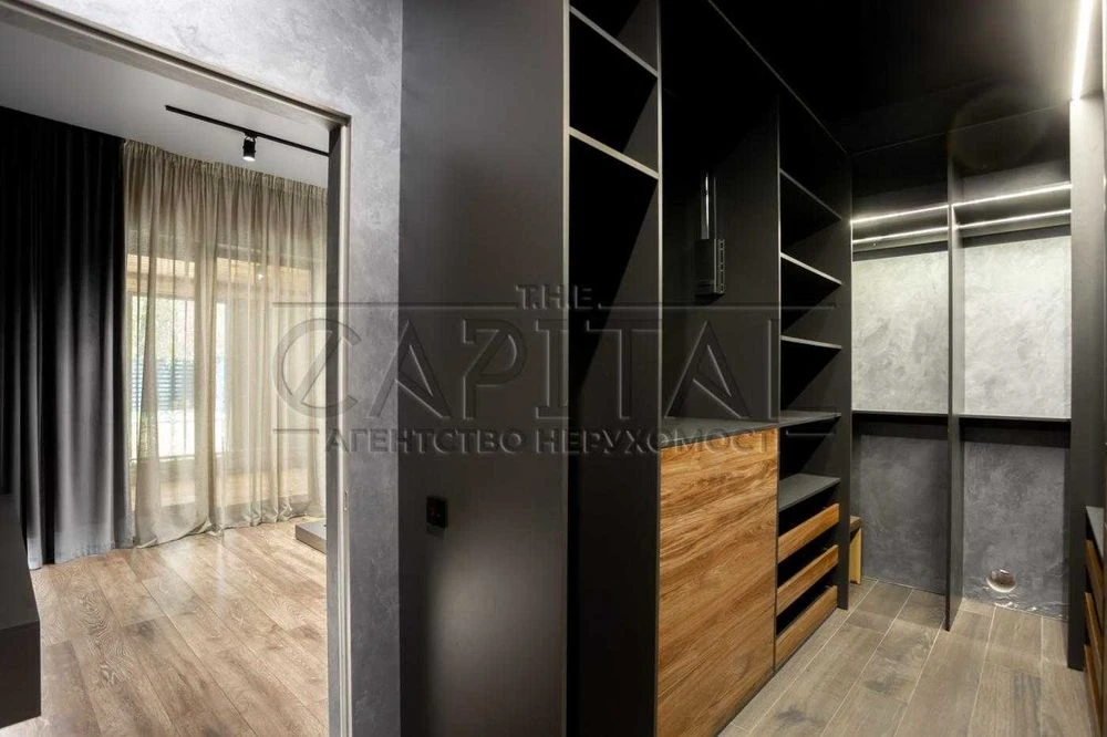 Продаж будинку 137 м² / 4 сотки / Славутич, Осокорки / Дарни