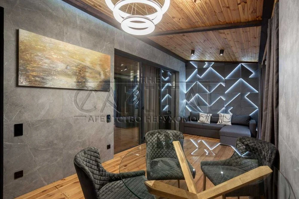 Продаж будинку 137 м² / 4 сотки / Славутич, Осокорки / Дарни