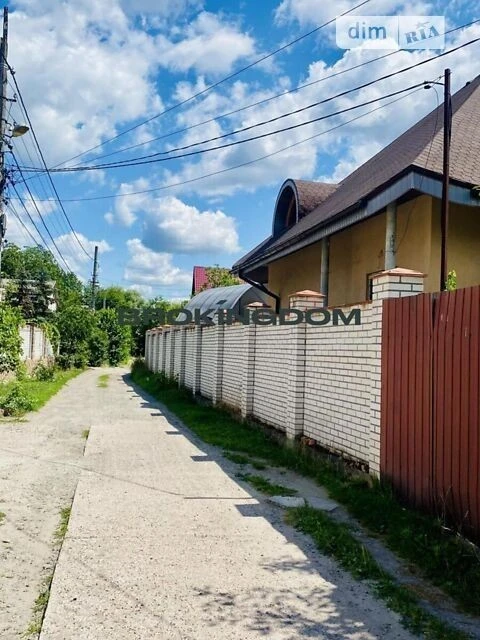 Продаж 2 поверхового будинку з гаражем і ділянкою на 5 соток