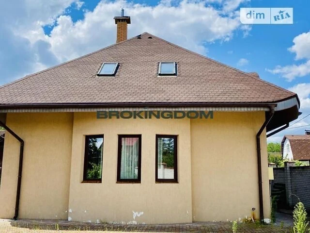 Продаж 2 поверхового будинку з гаражем і ділянкою на 5 соток