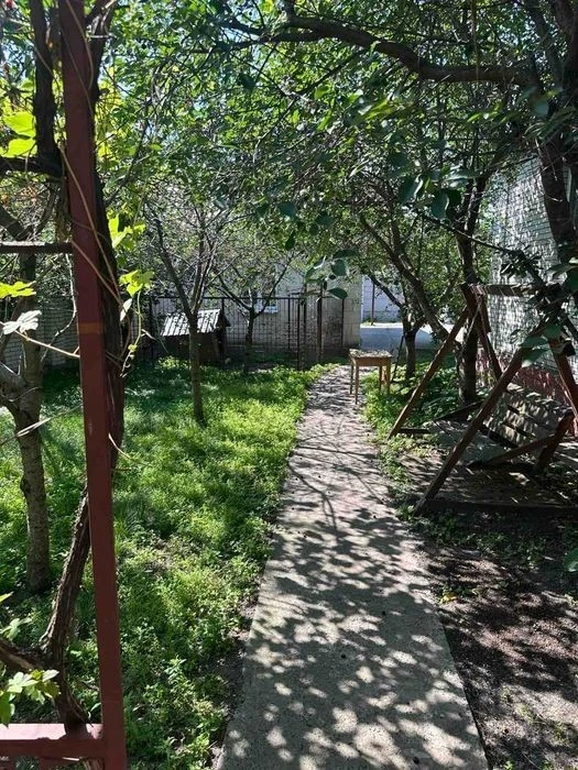 Осокорки срочно продам дом