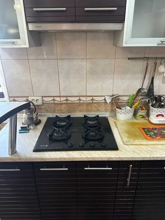 Осокорки срочно продам дом