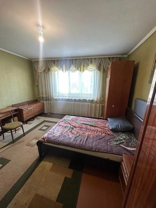 Осокорки срочно продам дом