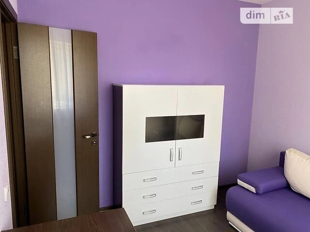 Продаж 3 поверхового таунхауса з ділянкою на 272 кв. м., 140