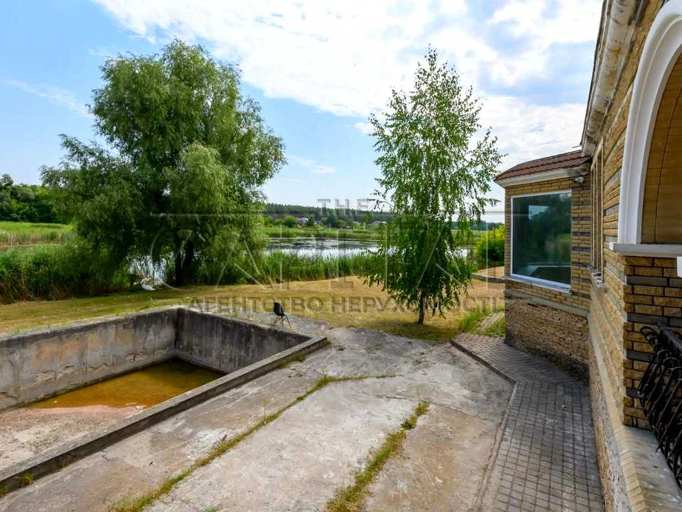 Будинок. Київ, Віта-Литовська