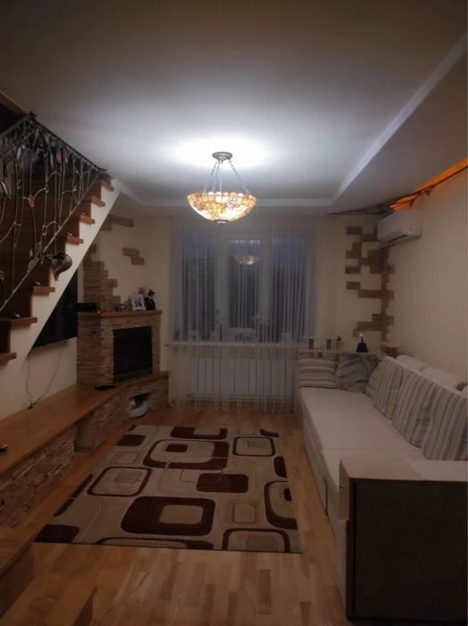 Продаж 2-х ярусної квартири