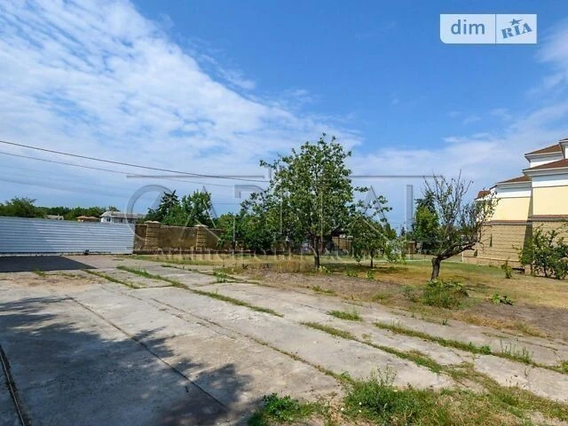 Продаж 1 поверхового будинку з опаленням і ділянкою на 42 со