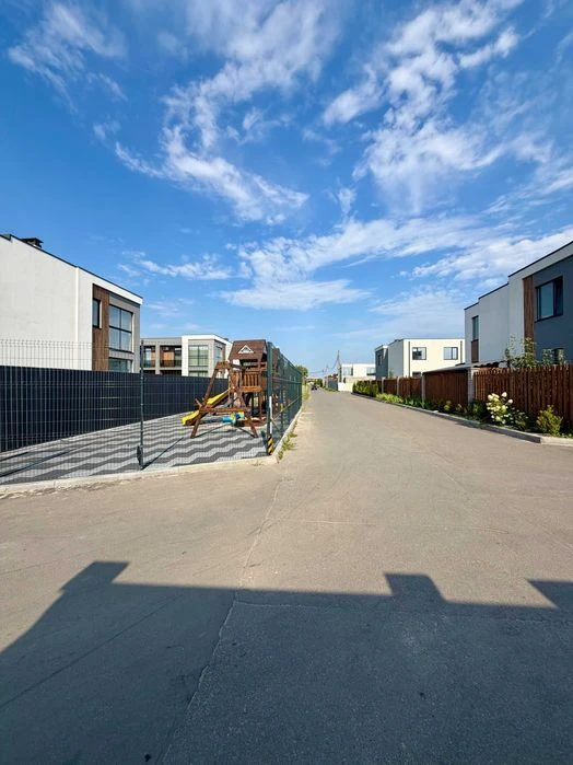 Продаж дуплексу 130 м² | Осокорки | закрита територія | озер