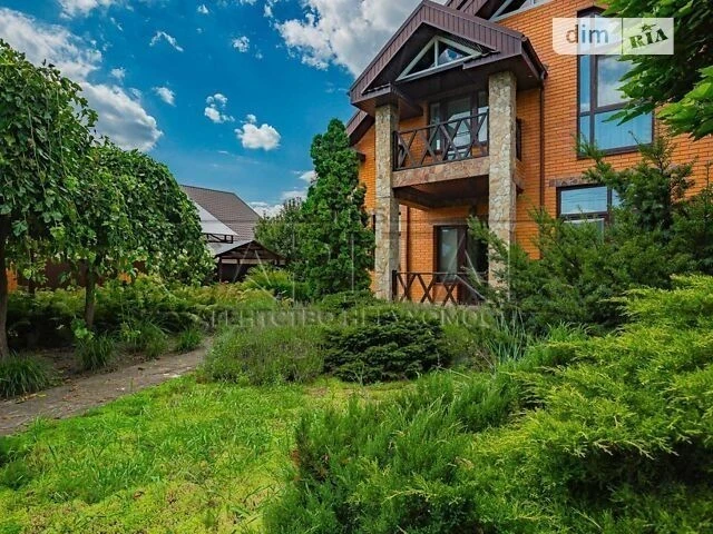 Продаж 2 поверхового будинку з верандою і ділянкою на 12 сот