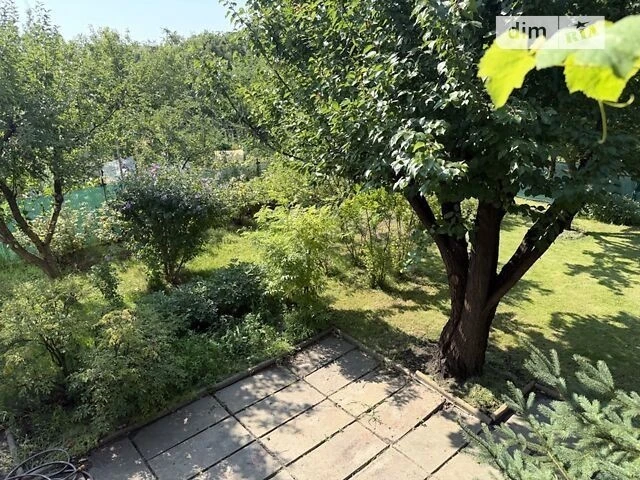 Продаж 2 поверхового будинку з мансардою і ділянкою на 5 сот