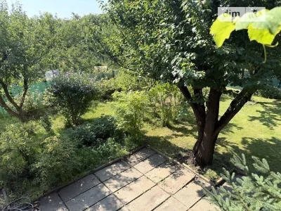Продаж 2 поверхового будинку з мансардою і ділянкою на 5 сот