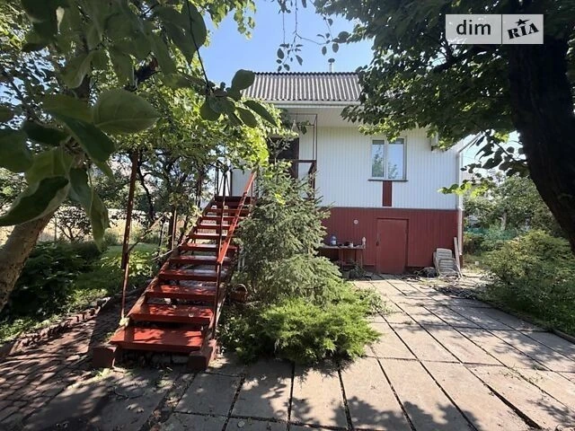 Продаж 2 поверхового будинку з мансардою і ділянкою на 5 сот
