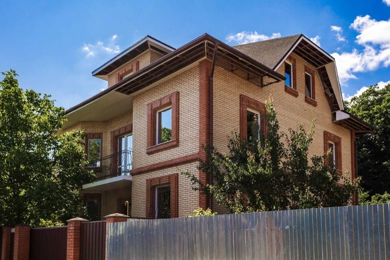 Продам будинок, Київ, ЖК Чорнобилець, у гарному стані . 500м