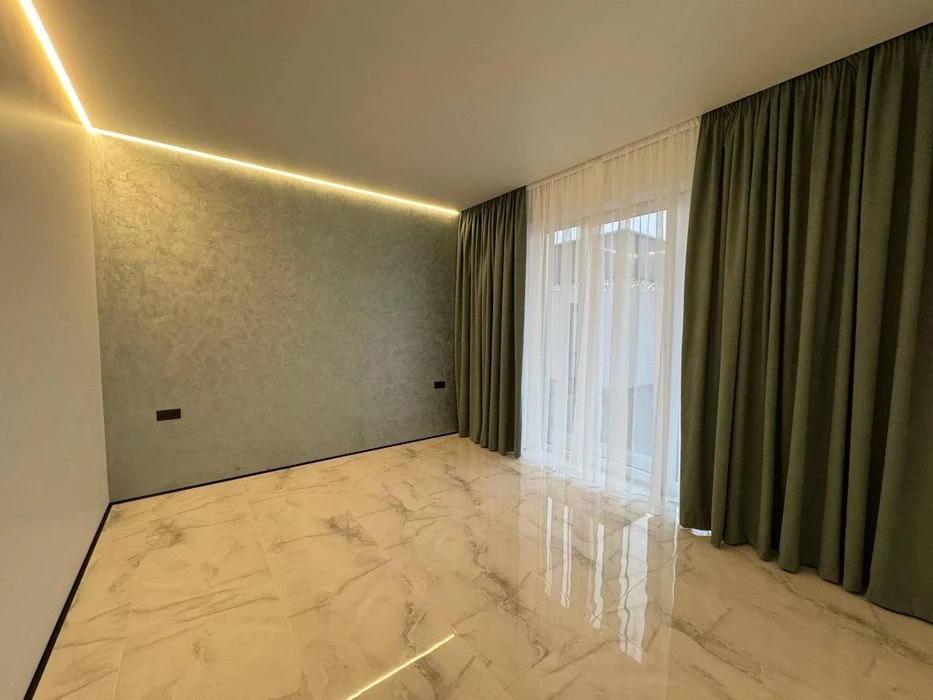 Автономний будинок (без комісії) 180 м² та 8 соток поруч з O