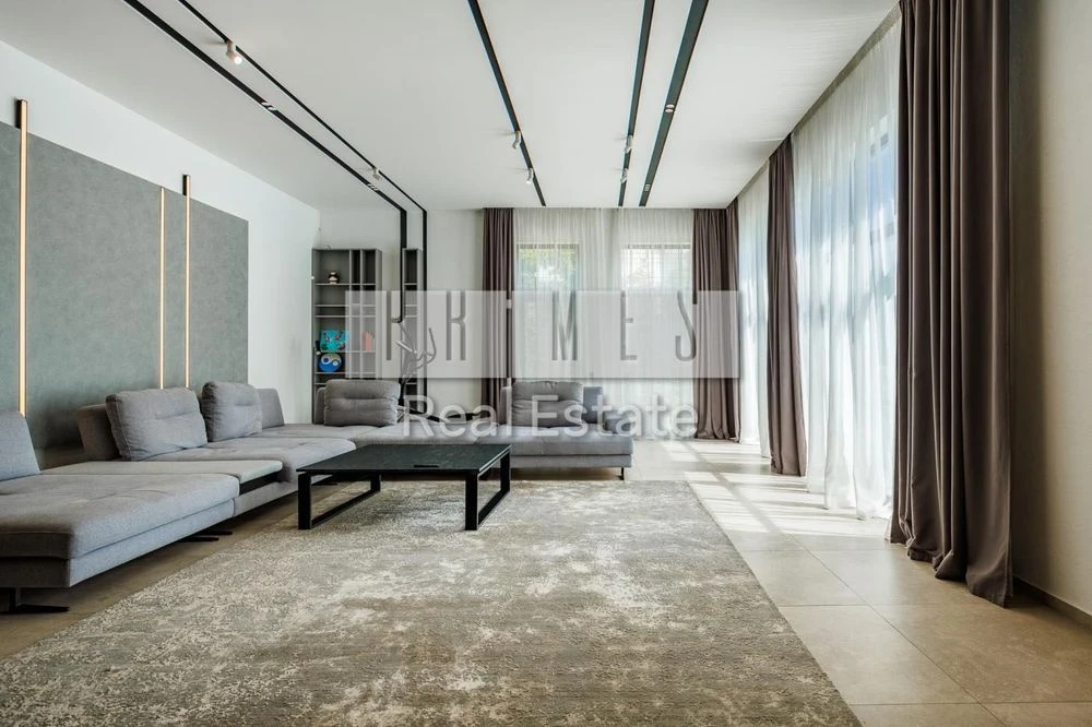 Продаж сучасного будинку 350 м² з басейном, Сирець, Київ