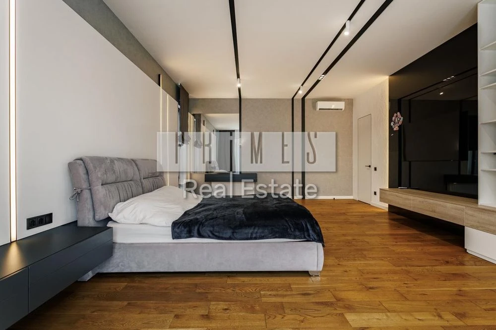 Продаж сучасного будинку 350 м² з басейном, Сирець, Київ