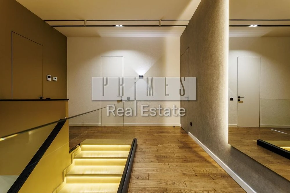 Продаж сучасного будинку 350 м² з басейном, Сирець, Київ