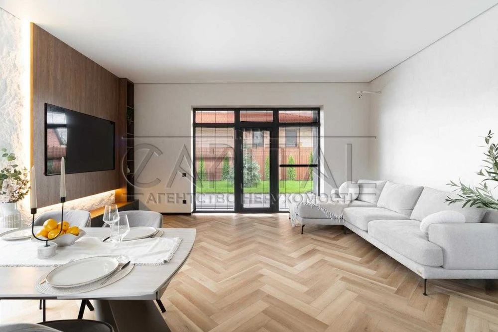 Продаж будинок 150 м², ділянка 5,5 соток, вул. Сонячна, Слав
