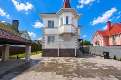 Продаж Будинок Київ Голосіївський район 5 кімнат 200 м² Тепл