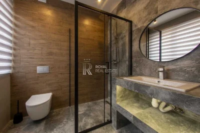 Продаж Будинок Київ Голосіївський район 5 кімнат 200 м² Тепл