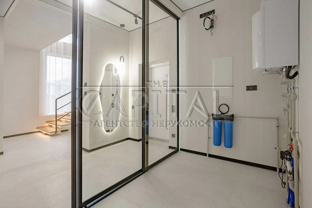 Продаж будинок 135 м²/ дуплекс / ділянка 4 сотки / вул. Вино