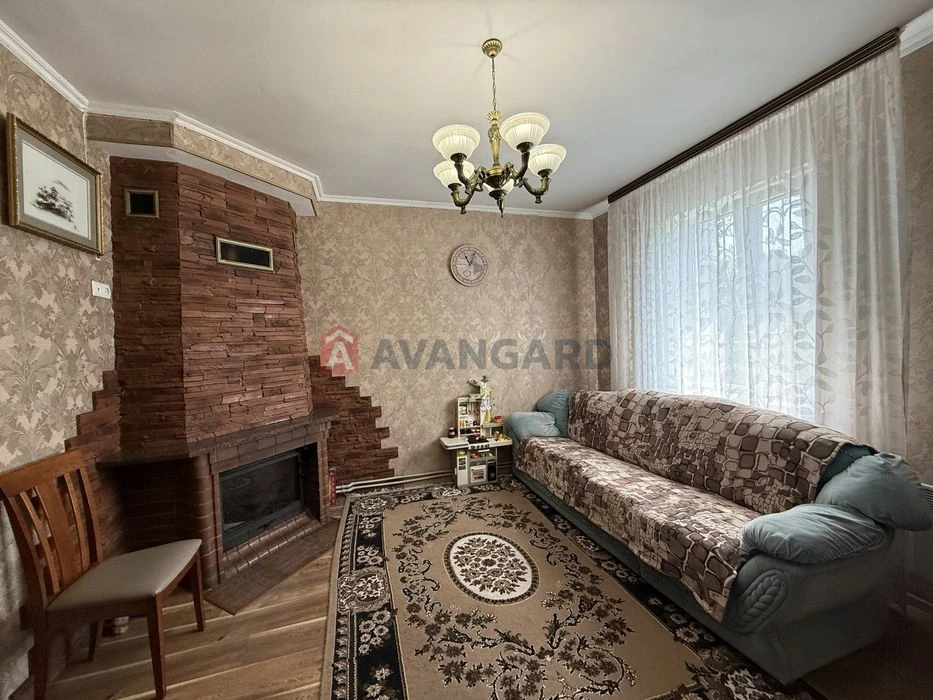 Продаж будинку на Русанівських садах, вул. Садова, 21 | Без