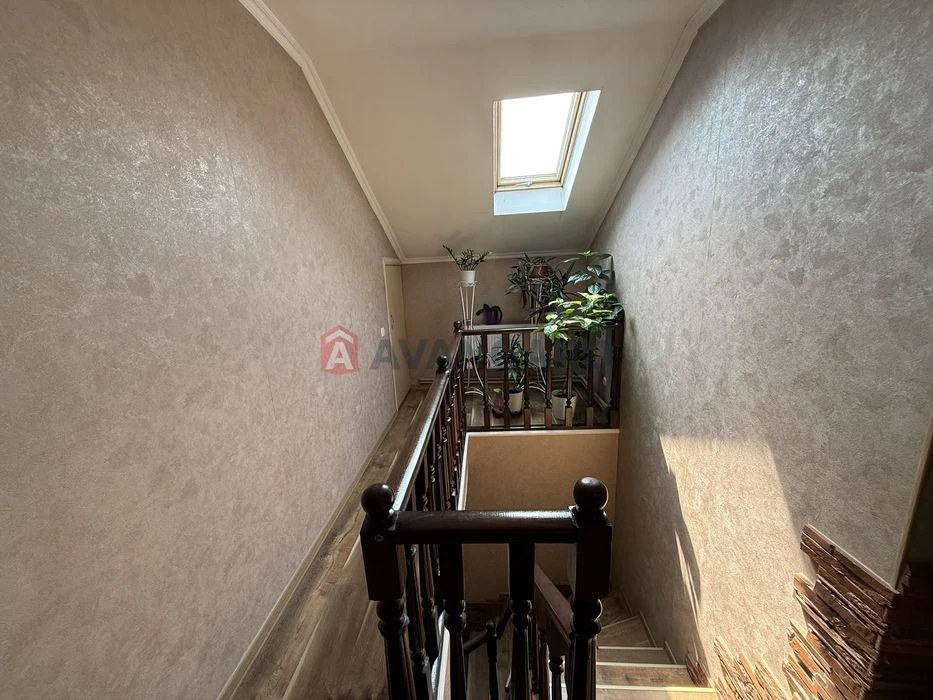 Продаж будинку на Русанівських садах, вул. Садова, 21 | Без
