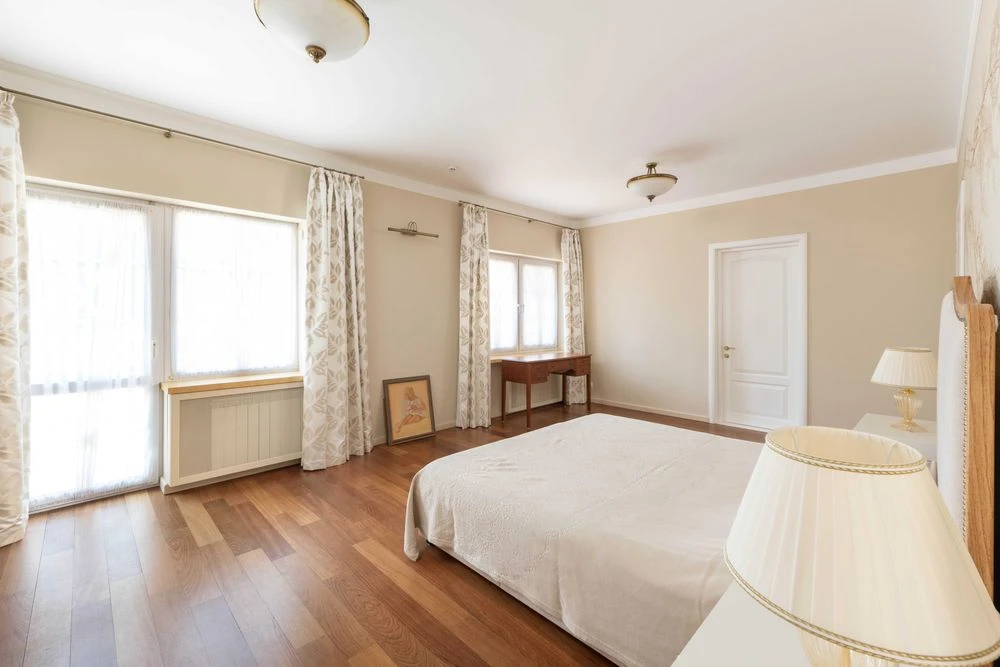 Будинок із критим басейном біля метро Деміївська | 400 м², 6
