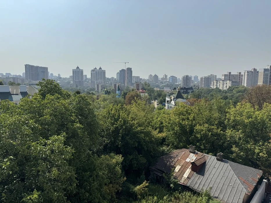 Продаж без % ОСЗ 1005 м² під клініку, офіс, посольство, 4 по
