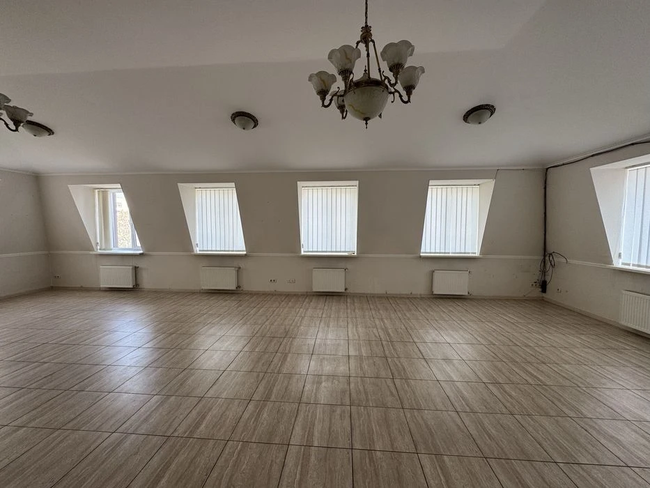 Продаж без % ОСЗ 1005 м² під клініку, офіс, посольство, 4 по