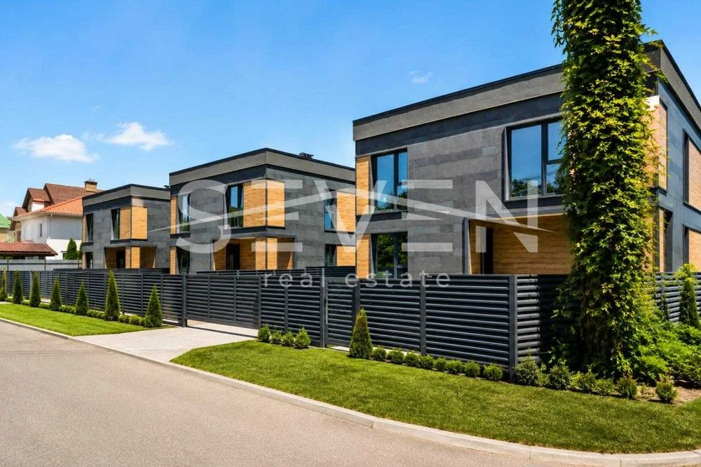 Продаж будинок 168 м², 6 соток, КМ Quiet Place, Голосіївськи