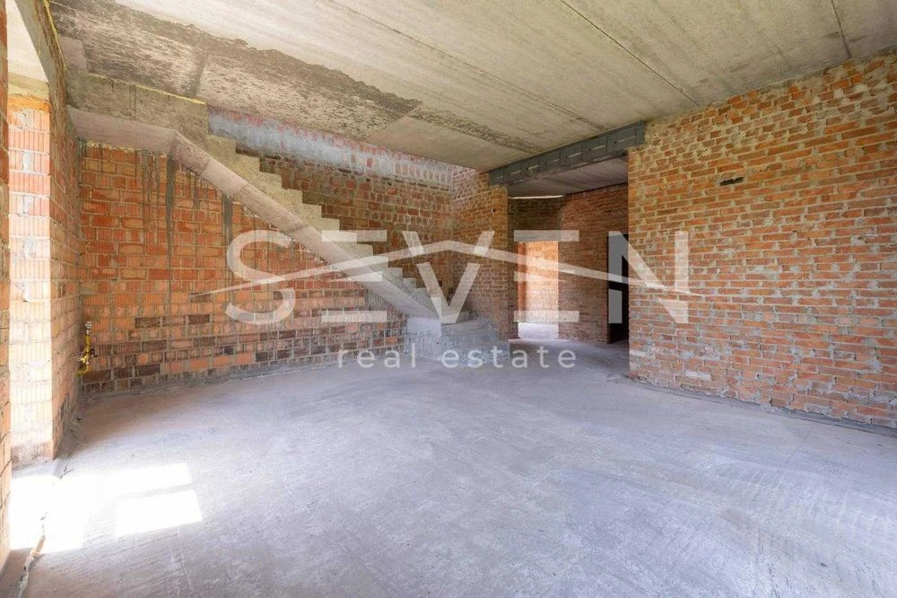 Продаж будинок 168 м², 6 соток, КМ Quiet Place, Голосіївськи