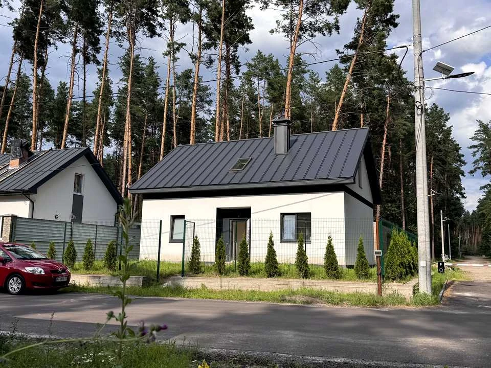 Будинок. Київ, Лісовий пров.