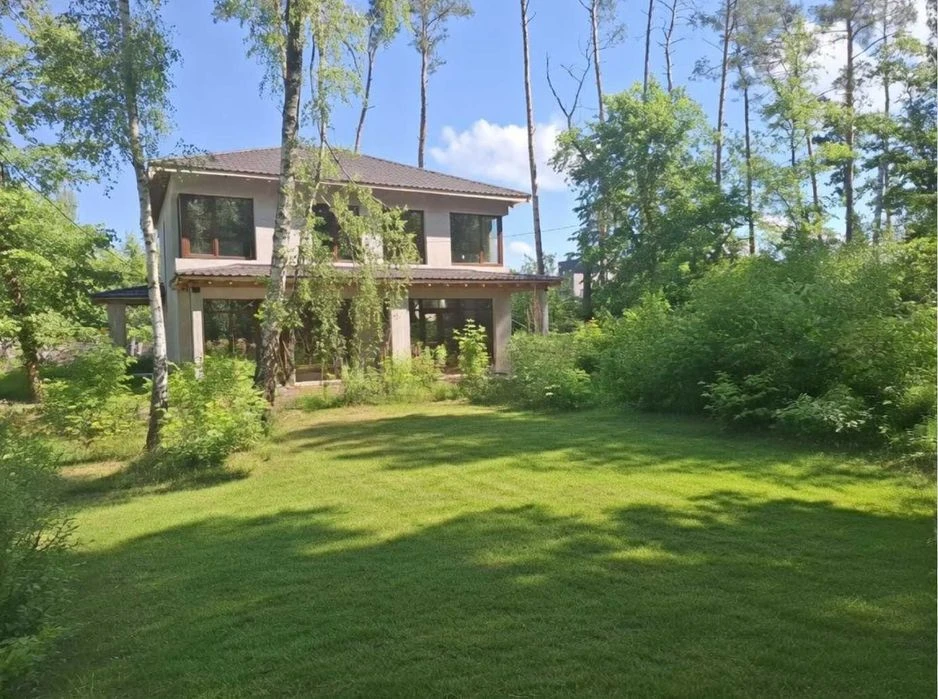 Продаж будинку з двох дуплексів 190,5м², 10 соток, вулиця М.