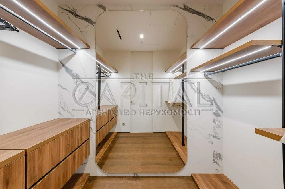Продаж/Будинок/303м2/Київ/Дарницький