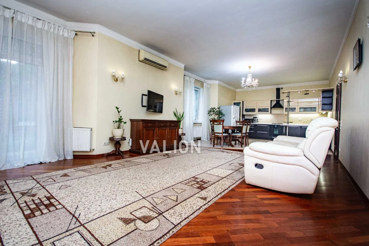 Без комісії! Осокорки_цегляний 2-поверховий будинок, земельн