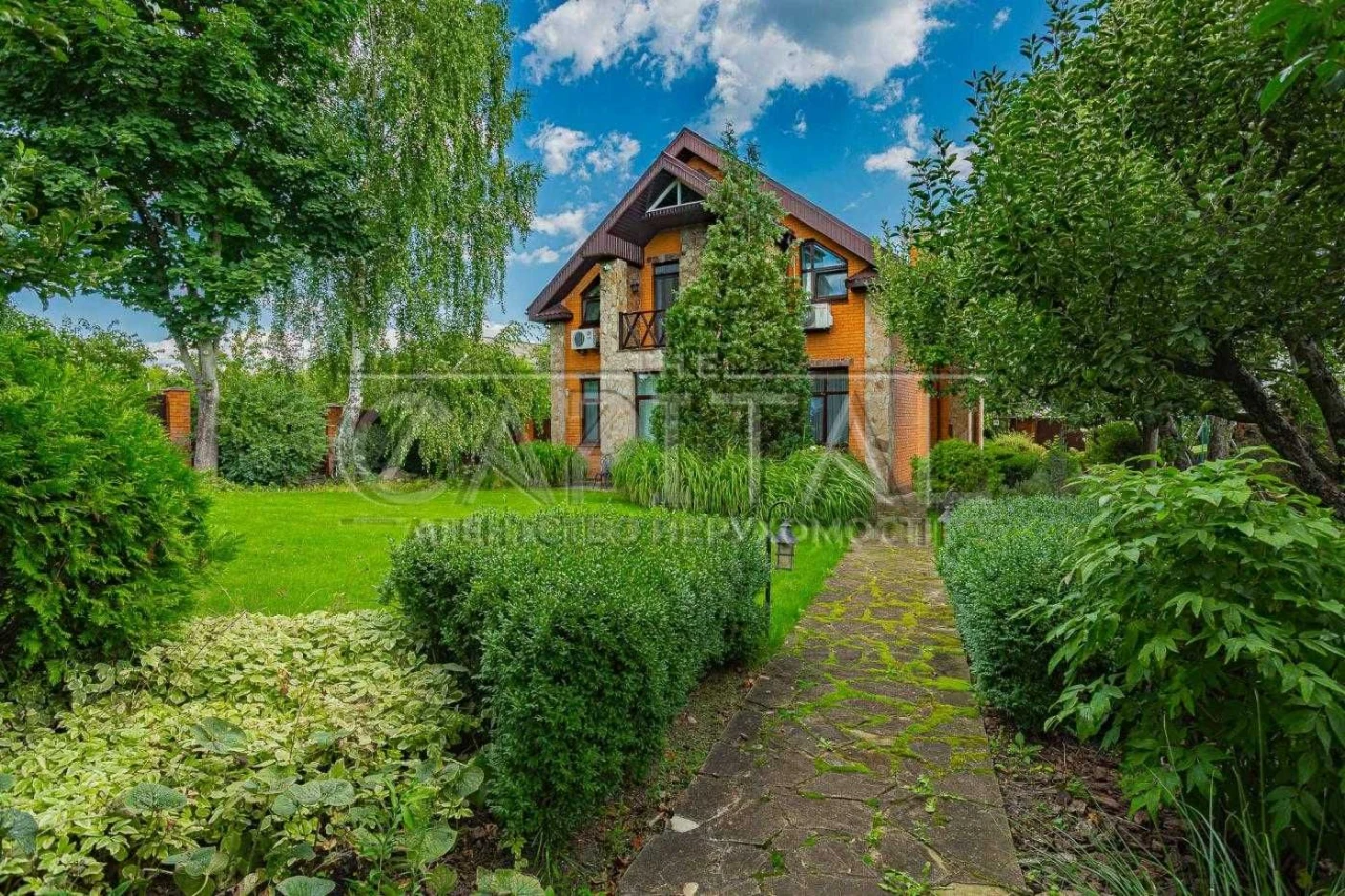 УВАГА УВАГА УВАГА Продається будинок 180 м² у Голосіївському