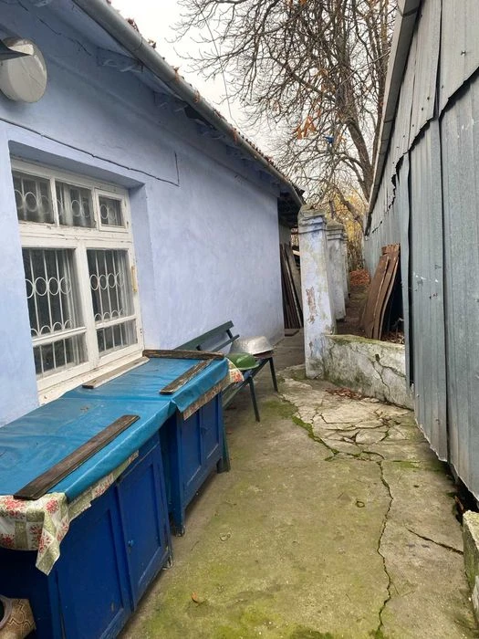 Part of the house on Fontana.