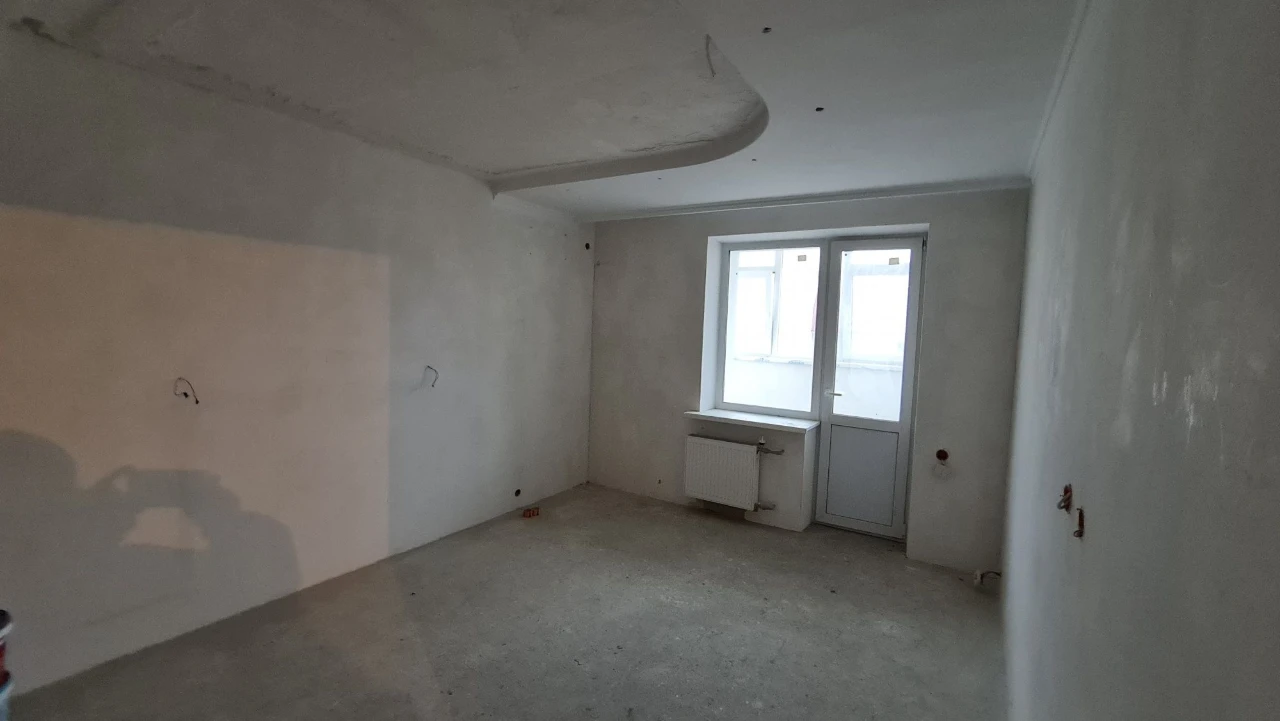 Продаж 2к кв 83м  від власника (парк казка)