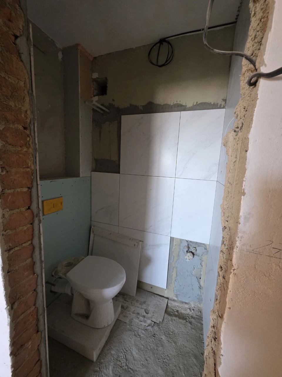 Продаж 2к кв 83м  від власника (парк казка)