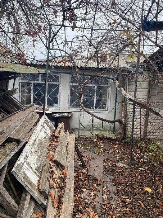 Part of the house on Fontana.