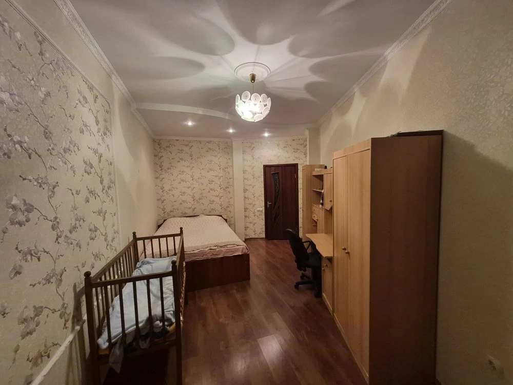 Продається 2-кімнатна квартира 59 м² на вулиці Т. Кореня, 9