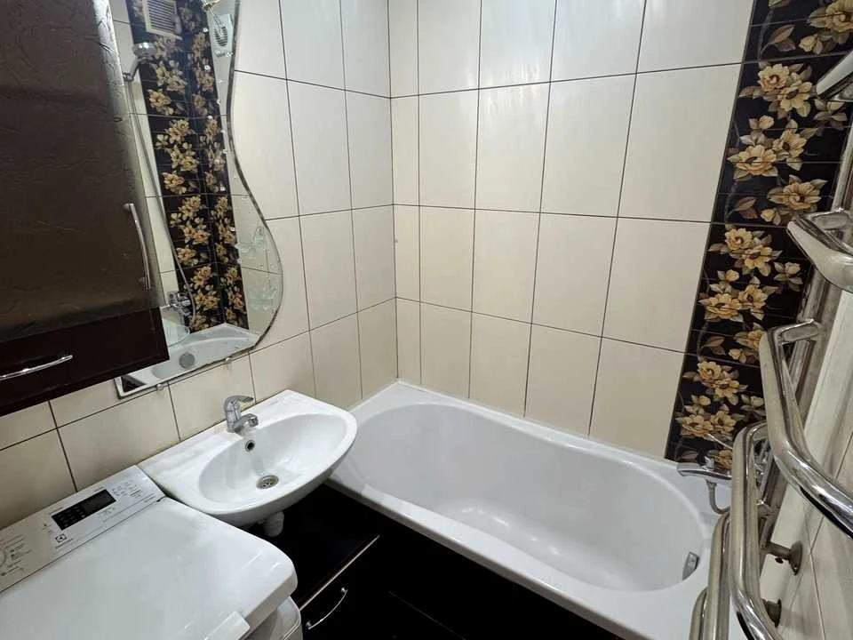 Apartment. Kharkiv, Derevyanka St.