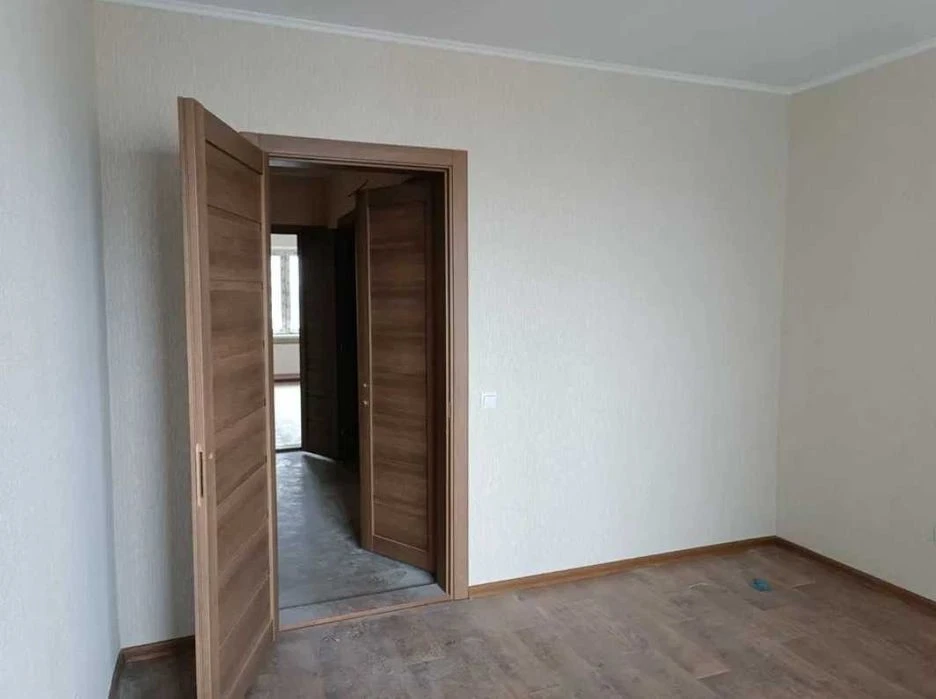 Без% Здан Продам 3-ну квартиру ЖК «Деснянський», Електротехн