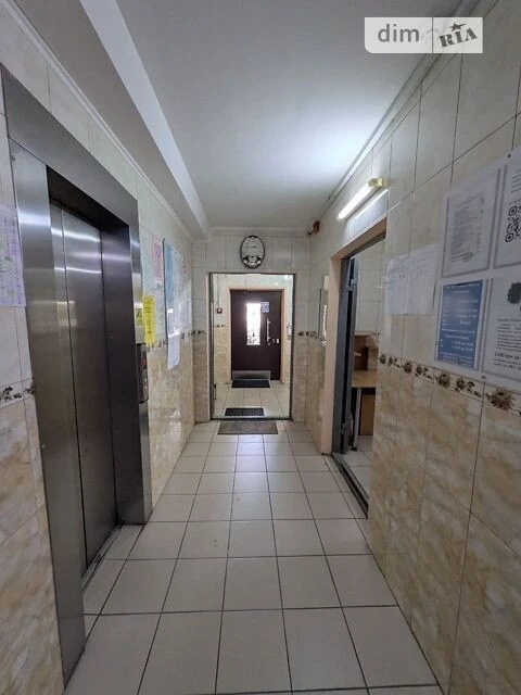 Продаж 2к квартири 78.4 кв. м на вул. Сергія Данченка 5 корп
