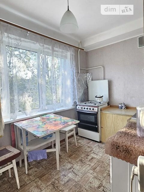 Продаж 2к квартири 47 кв. м на просп. Воскресенський 18Б • I
